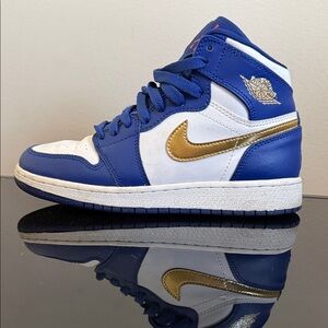 Air Jordan 1 Retro High BG “Deep Royal Blue” – Size 3.5Y (Fits Women’s 5)